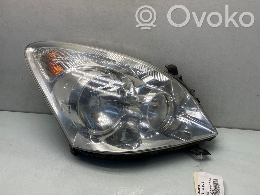 Toyota Corolla Verso AR10 Faro/fanale