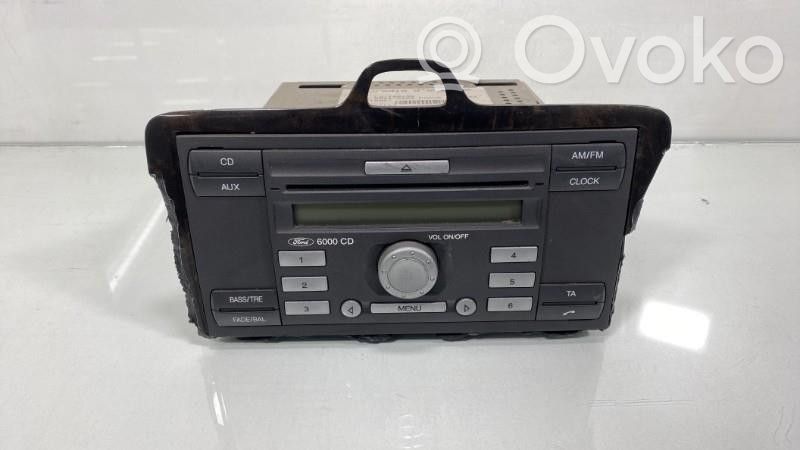 Ford Focus Panel / Radioodtwarzacz CD/DVD/GPS 
