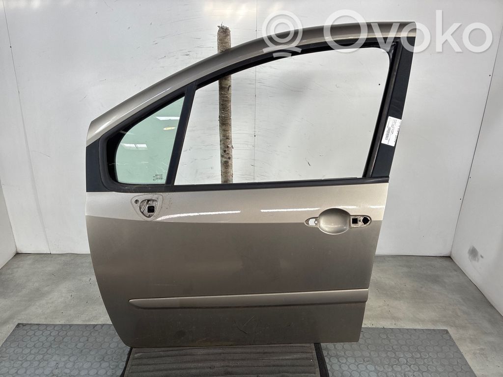 Renault Grand Modus Puerta delantera