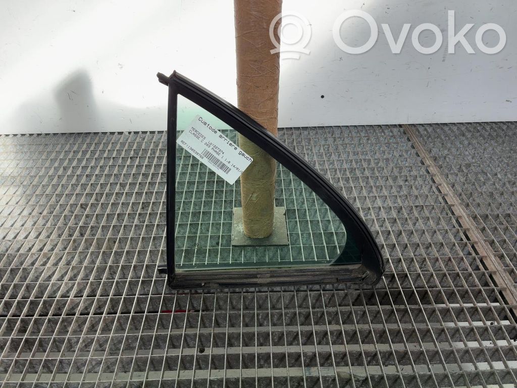 Mercedes-Benz C W203 Rear vent window glass