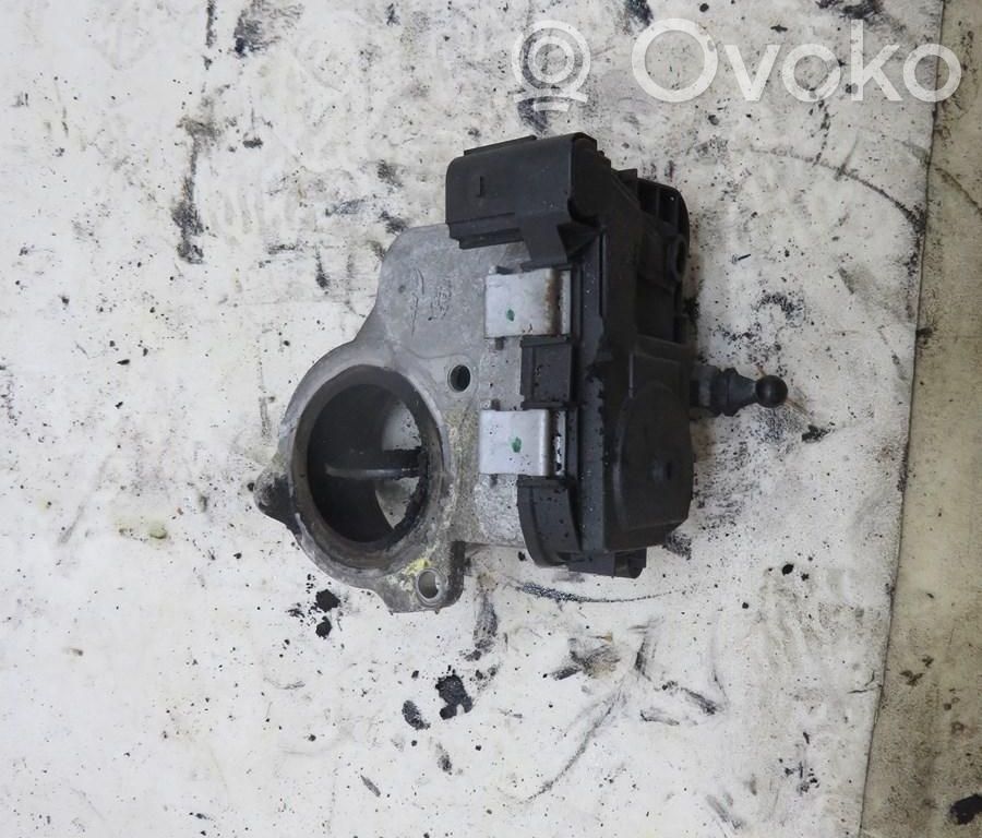 Fiat 500X Throttle valve 