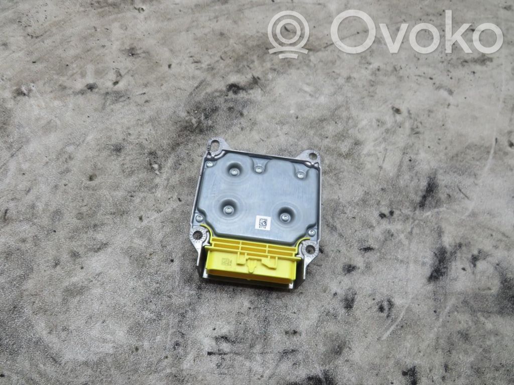 Audi A8 S8 D4 4H Airbag control unit/module 