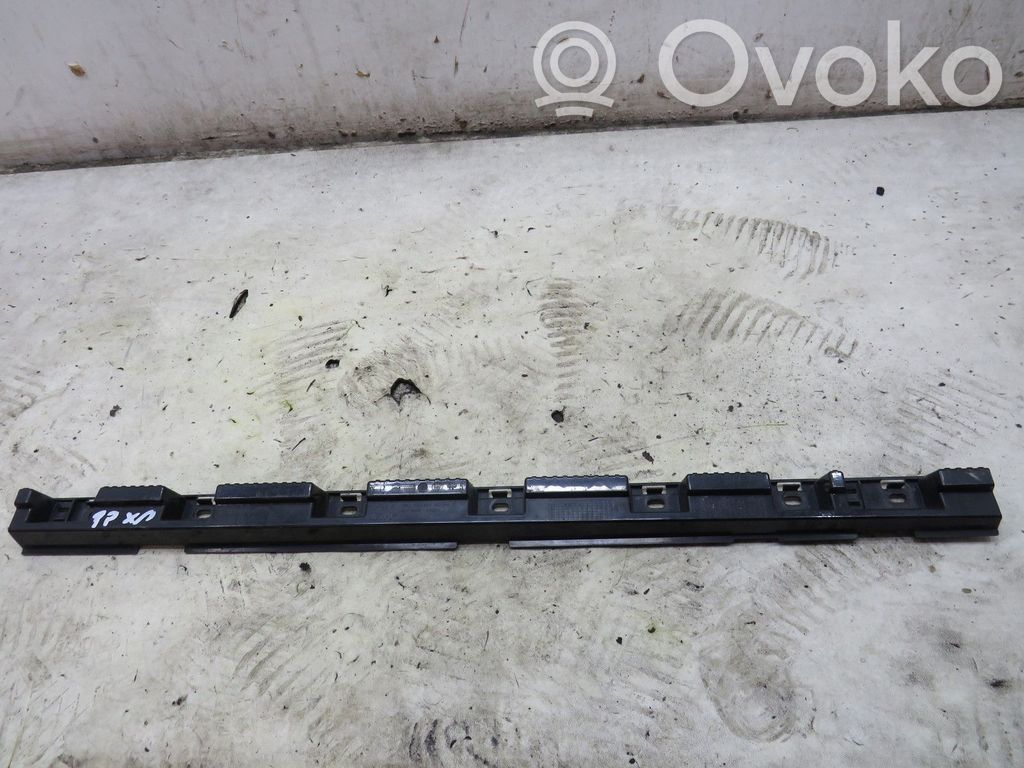 BMW X1 E84 Sill supporting ledge 