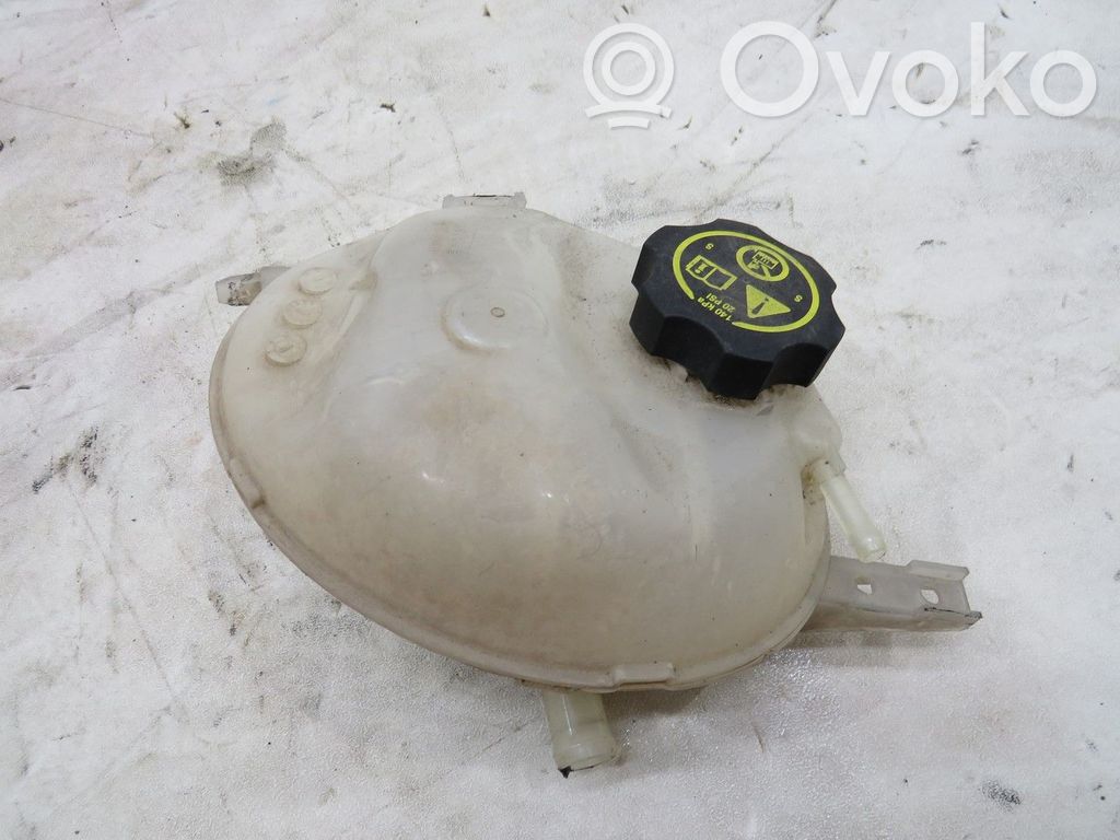 Opel Astra K Dzesēšanas šķidruma izplešanās tvertne 