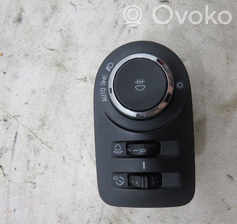 Opel Astra K Light switch 