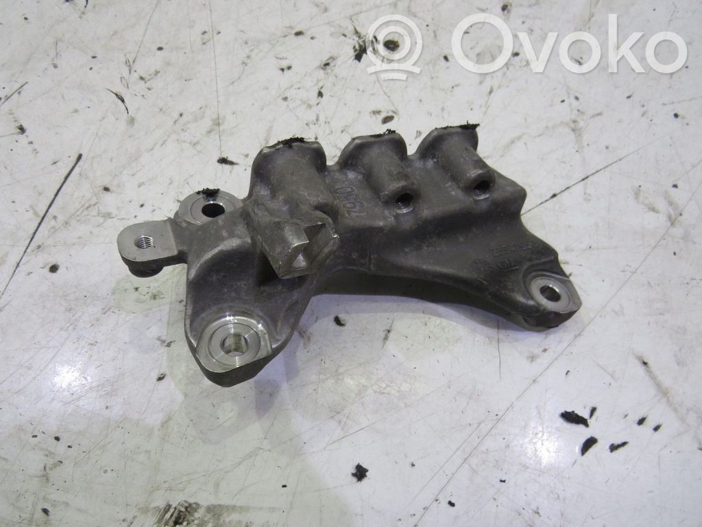 Opel Mokka Engine mounting bracket 