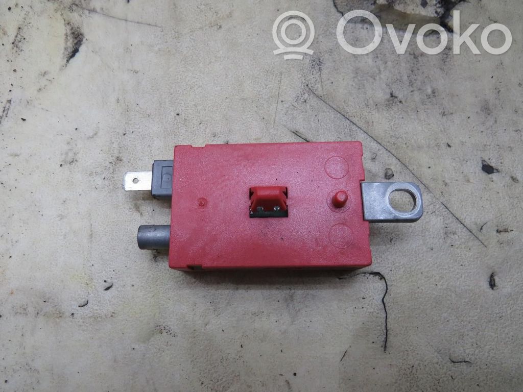 Jaguar XE Antenos valdymo blokas 
