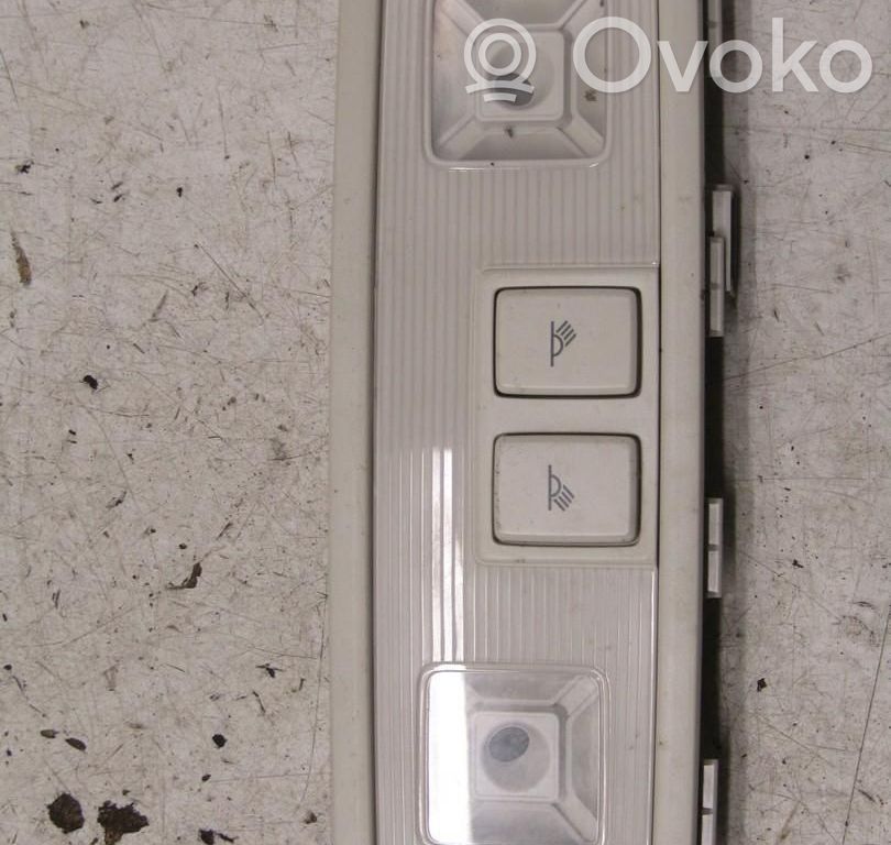 Volkswagen PASSAT B8 Consola de luz del techo 