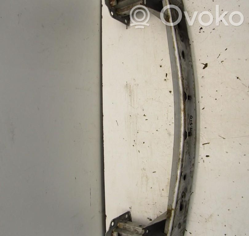 Priekšpusē bampera sastiprinājums   D10E084,D10E084