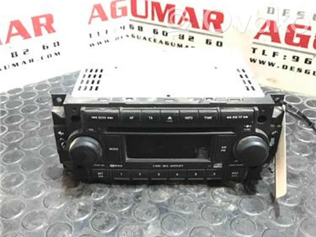 Dodge Caliber Unitate principală radio/CD/DVD/GPS 