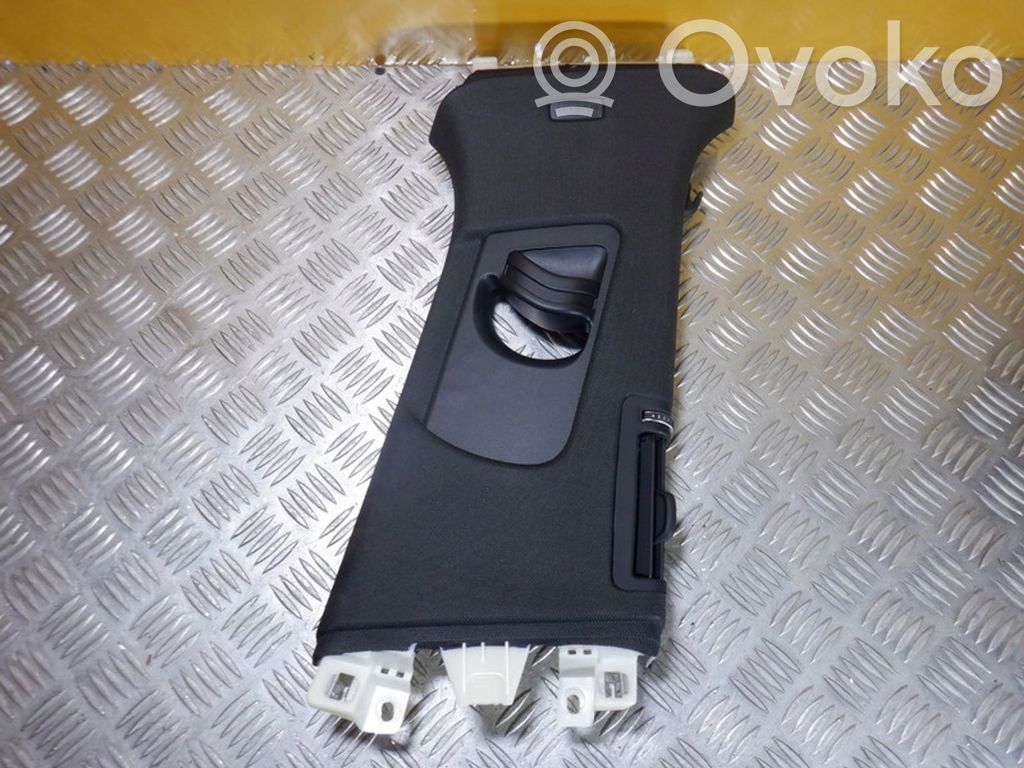 Audi A8 S8 D5 Pilar (B) (superior) 