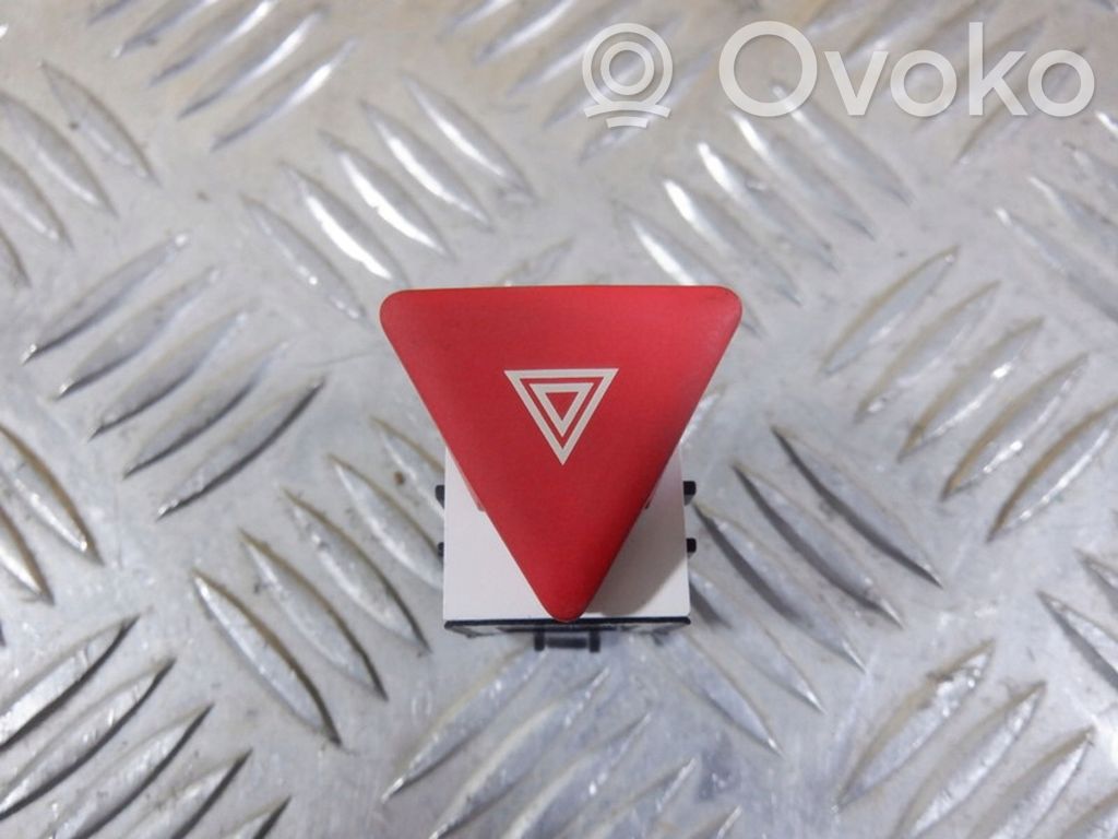 Volkswagen Eos Hazard light switch 