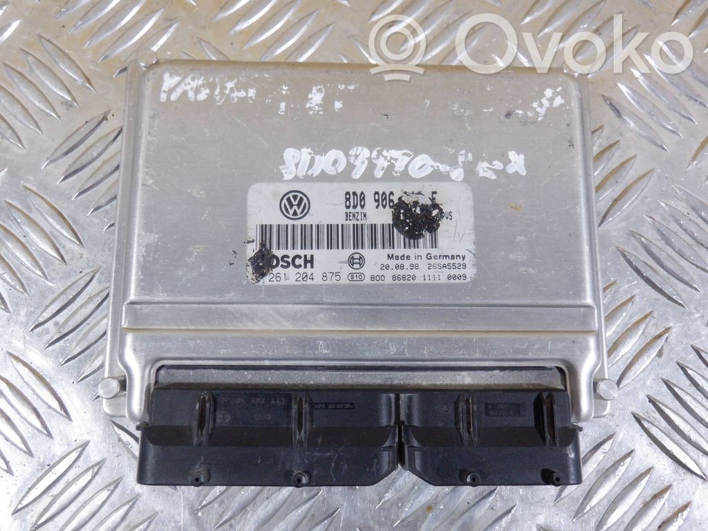Volkswagen PASSAT B7 Engine control unit/module 