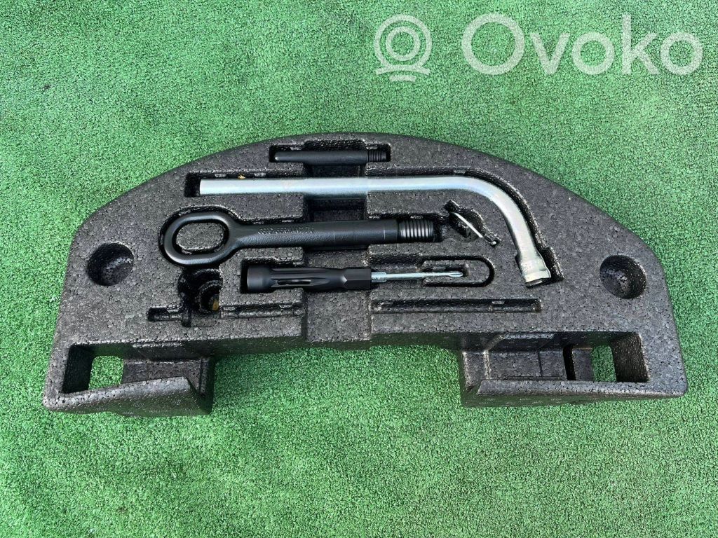 Audi A8 S8 D4 4H Tool box 