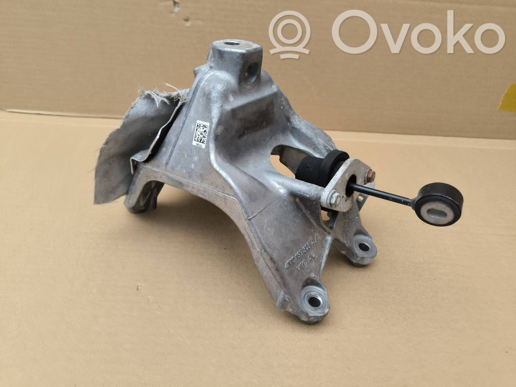 Audi Q7 4M Engine mounting bracket 