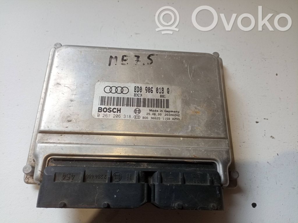 Engine control unit/module   8D0906018Q,26SA6242,0261206318