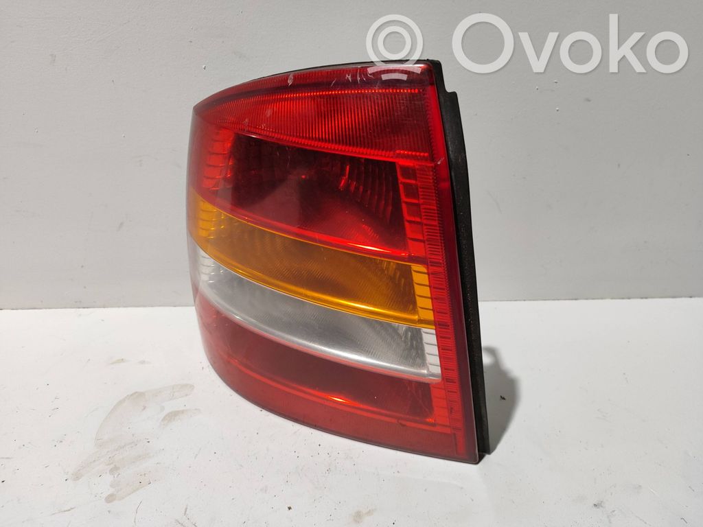 Opel Astra G Lampa tylna 