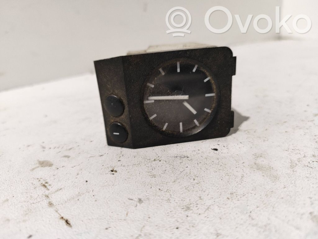 BMW 3 E36 Clock 