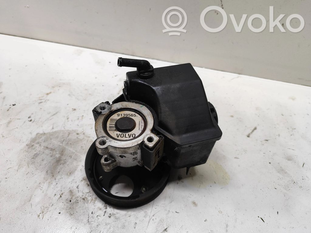 Volvo S80 Power steering pump 