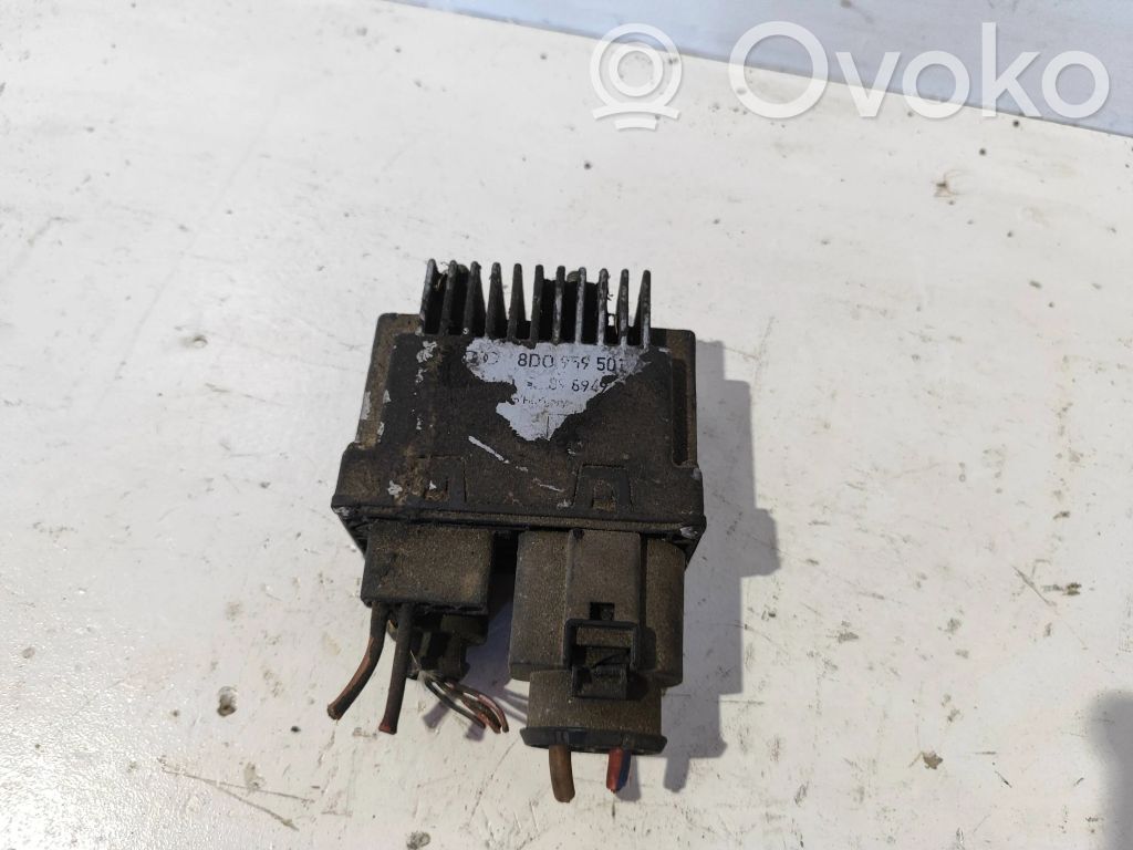 Audi A6 S6 C5 4B Jäähdytyspuhaltimen rele 