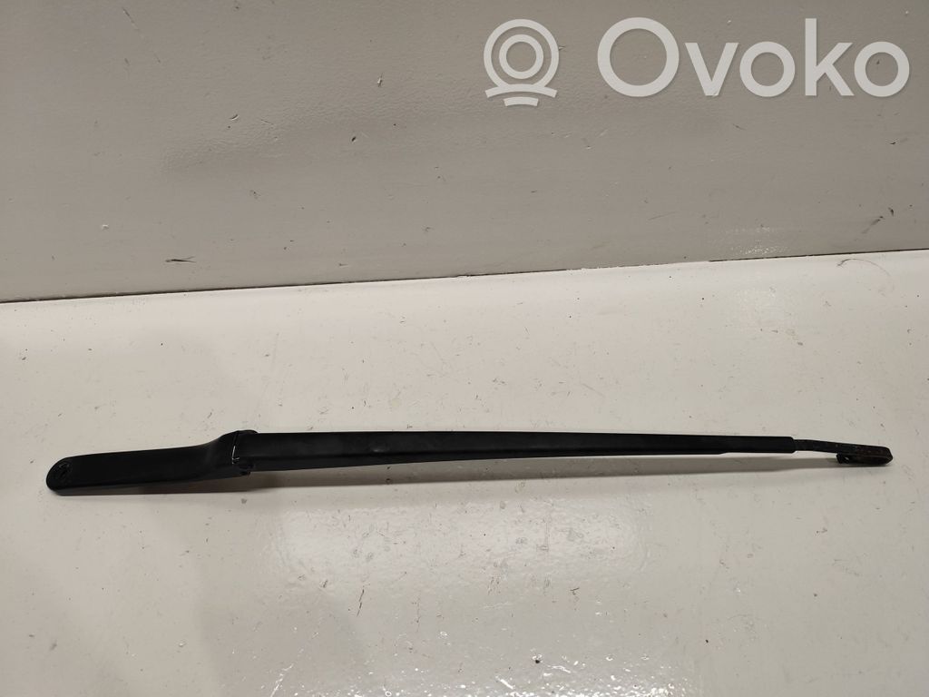 BMW X5 E53 Front wiper blade arm 