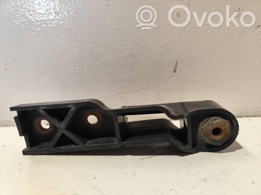 Audi A6 S6 C6 4F Front bumper mounting bracket 
