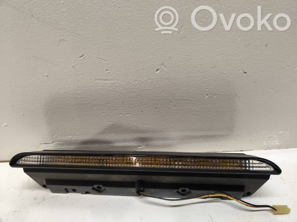 Subaru Forester SH Third/center stoplight 