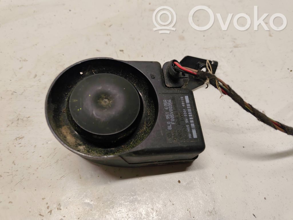Audi A4 S4 B7 8E 8H Alarm system siren 