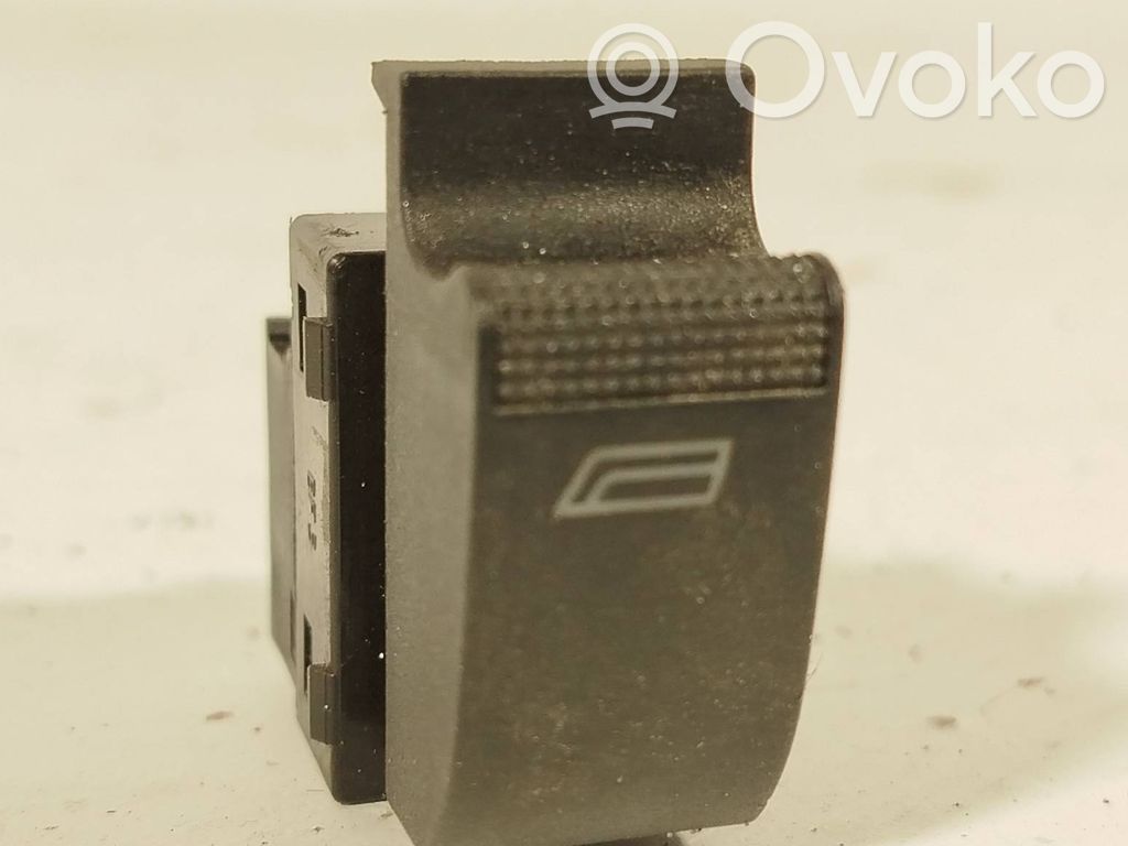 Audi A3 S3 8L Electric window control switch 