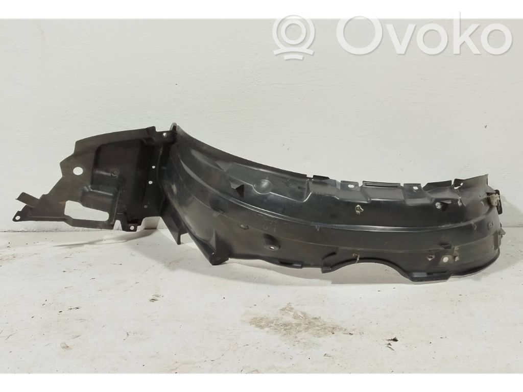 Toyota Corolla Verso AR10 Nadkole przednie 
