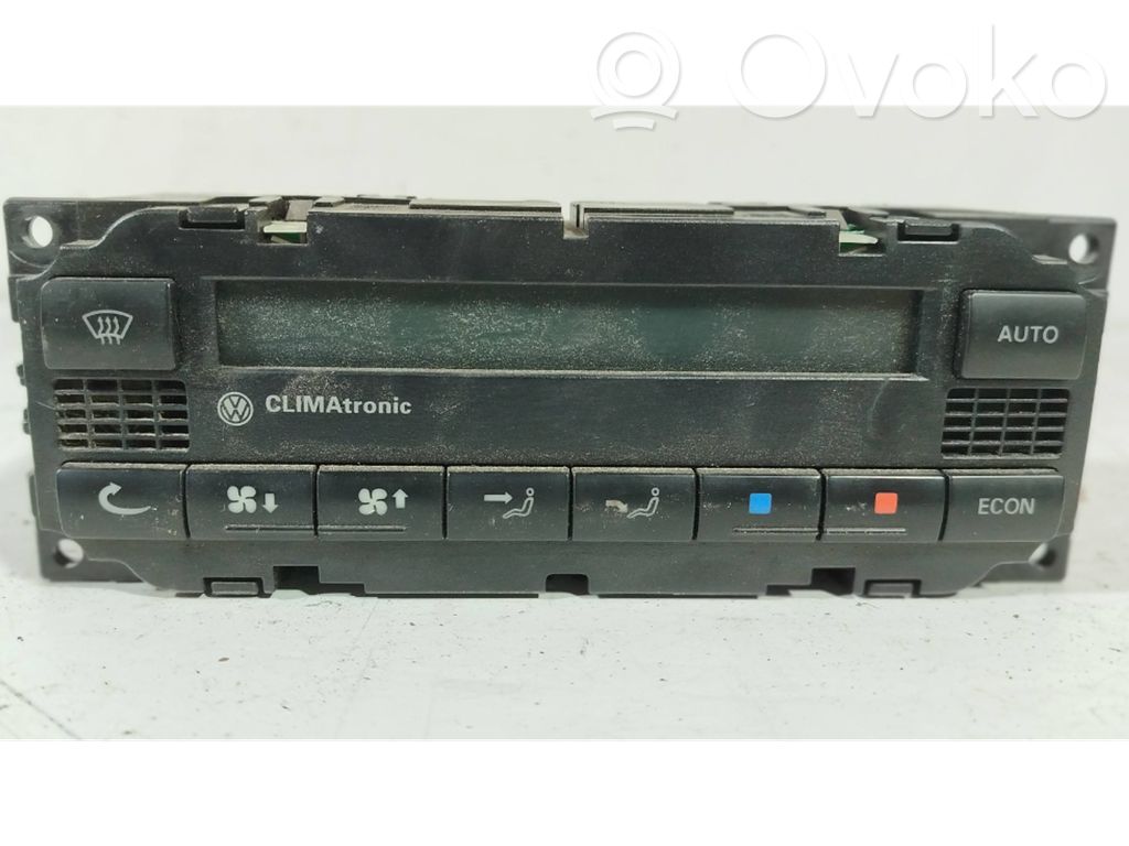 Volkswagen PASSAT B5 Climate control unit 