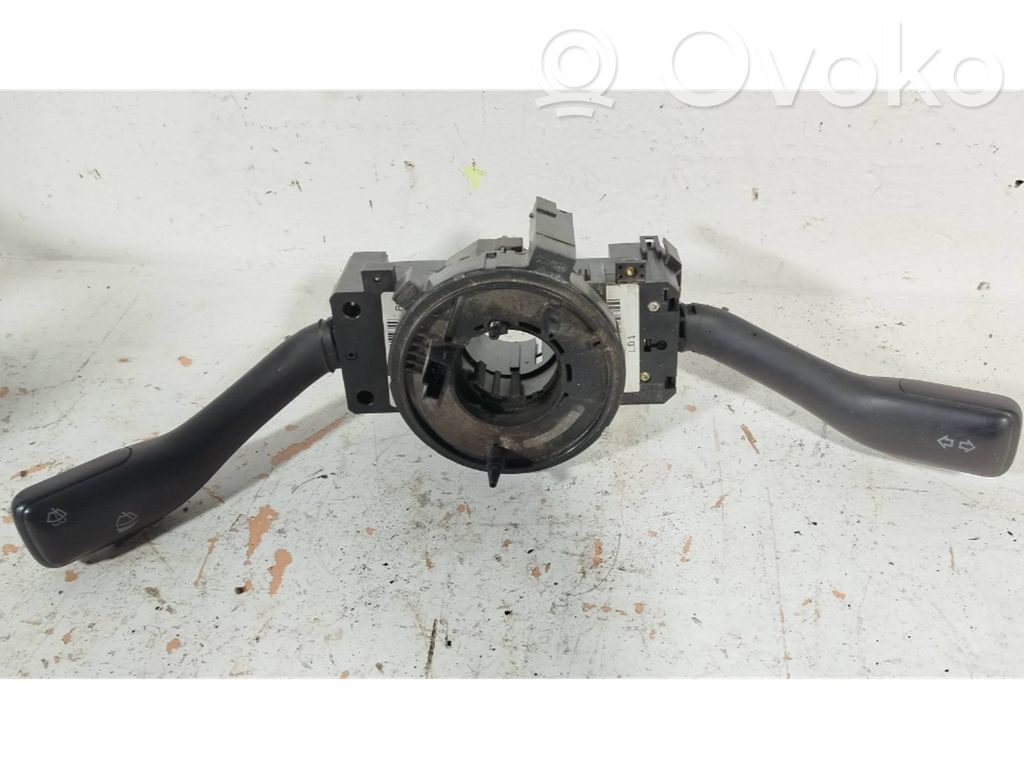 Audi A6 S6 C5 4B Interruptor/palanca de limpiador de luz de giro 