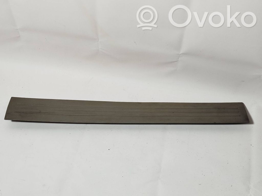 Chrysler Voyager Front sill trim cover 