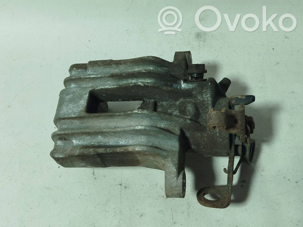 Audi A3 S3 8L Galinis suportas 