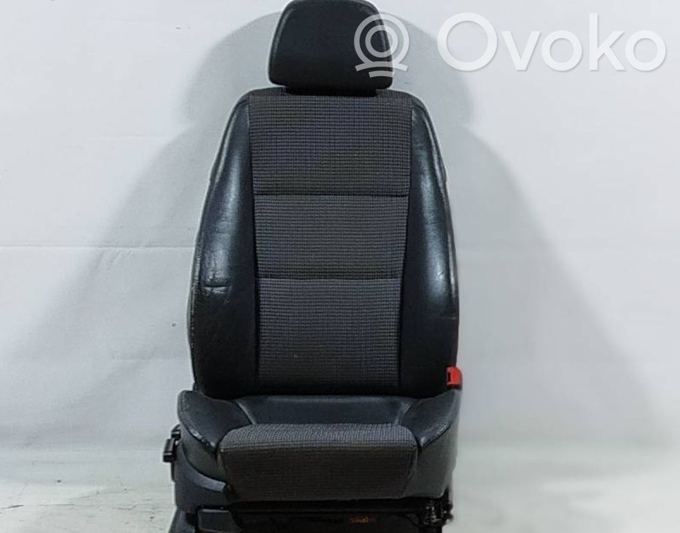 Fotel przedni pasażera   0099224,5001440000