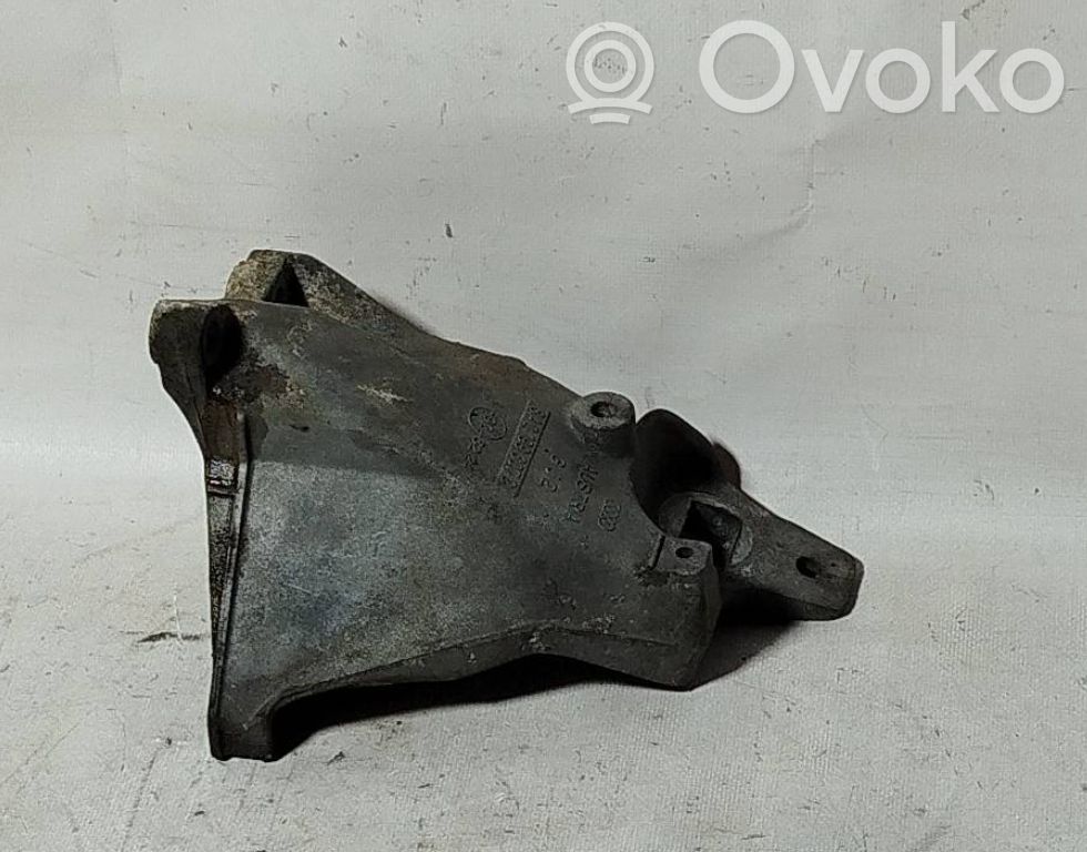 Audi 80 90 S2 B4 Engine mounting bracket 