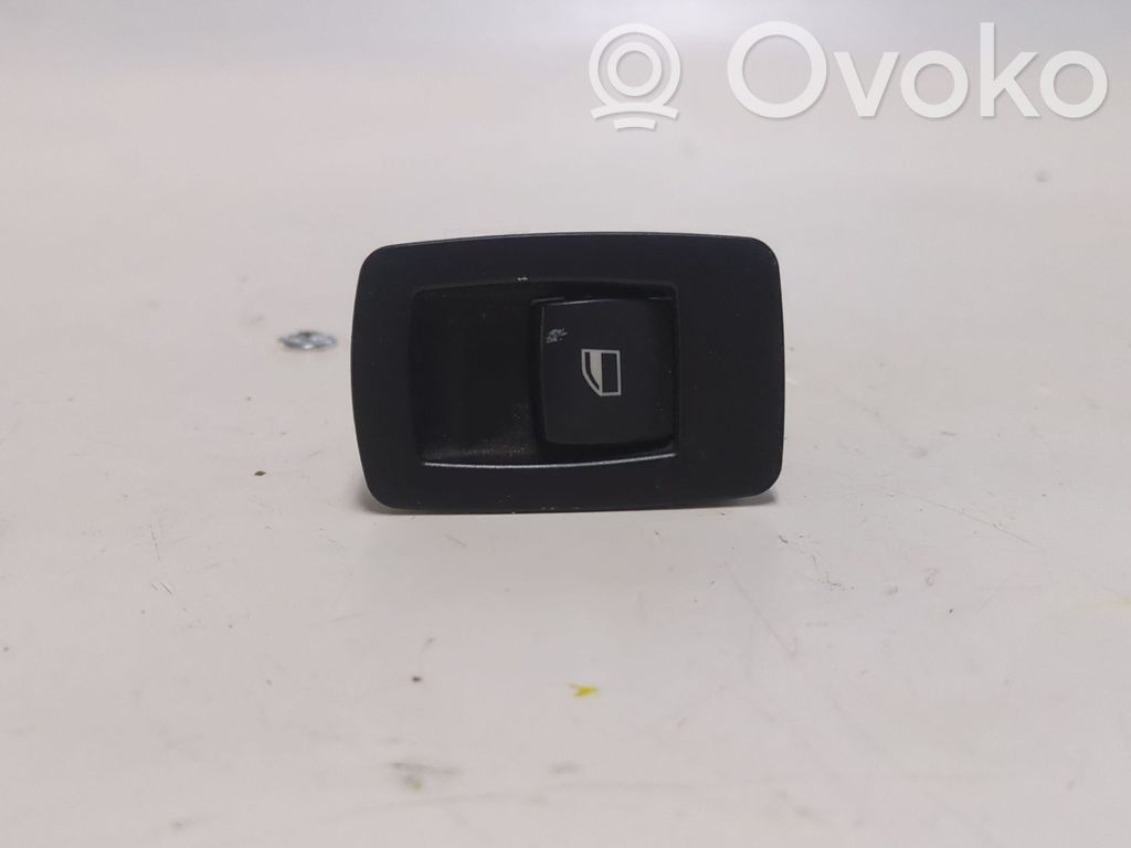 Electric window control switch   15939900