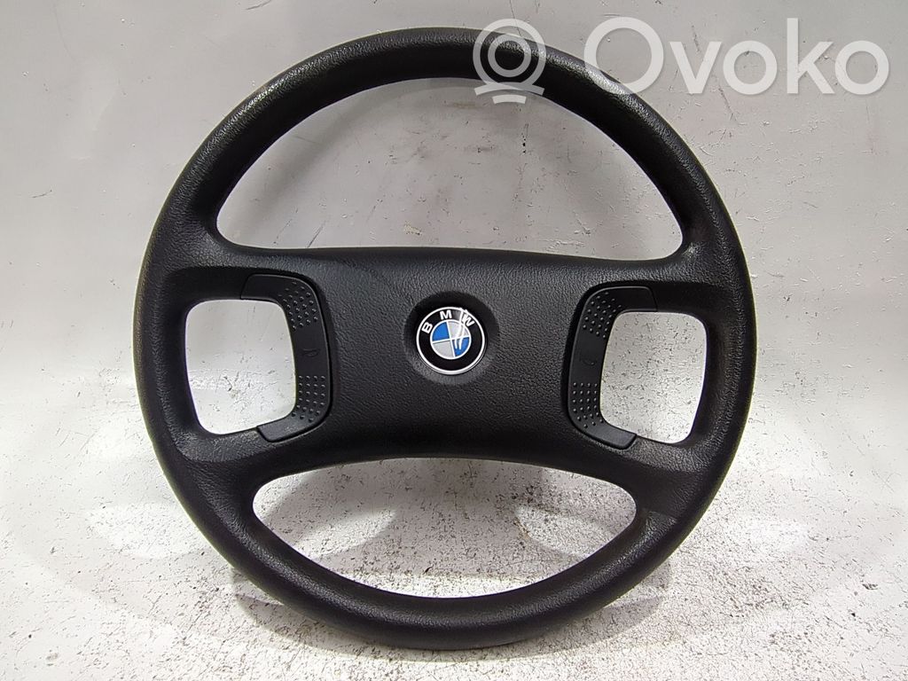 BMW 3 E30 Vairas 