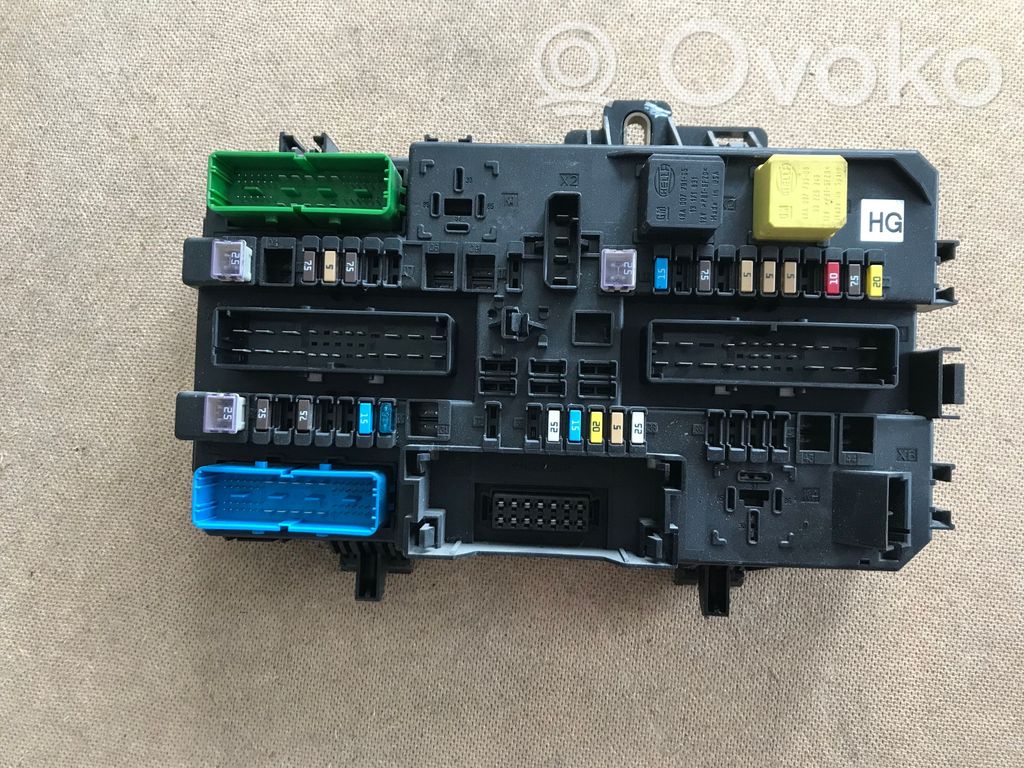 Opel Astra H Sulakemoduuli 
