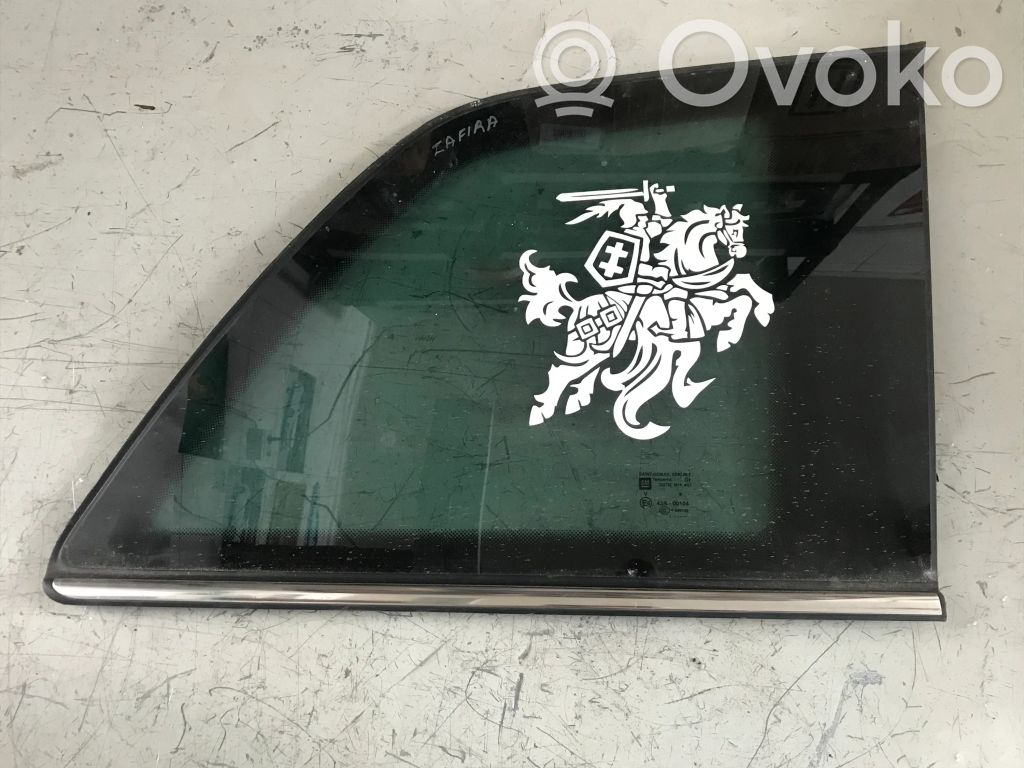 Opel Zafira B Szyba karoseryjna tylna 