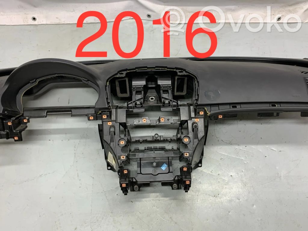 Opel Insignia A Dashboard 