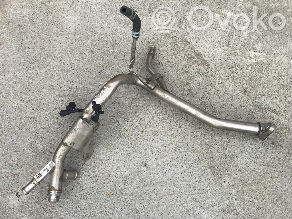 Opel Insignia A Engine coolant pipe/hose 