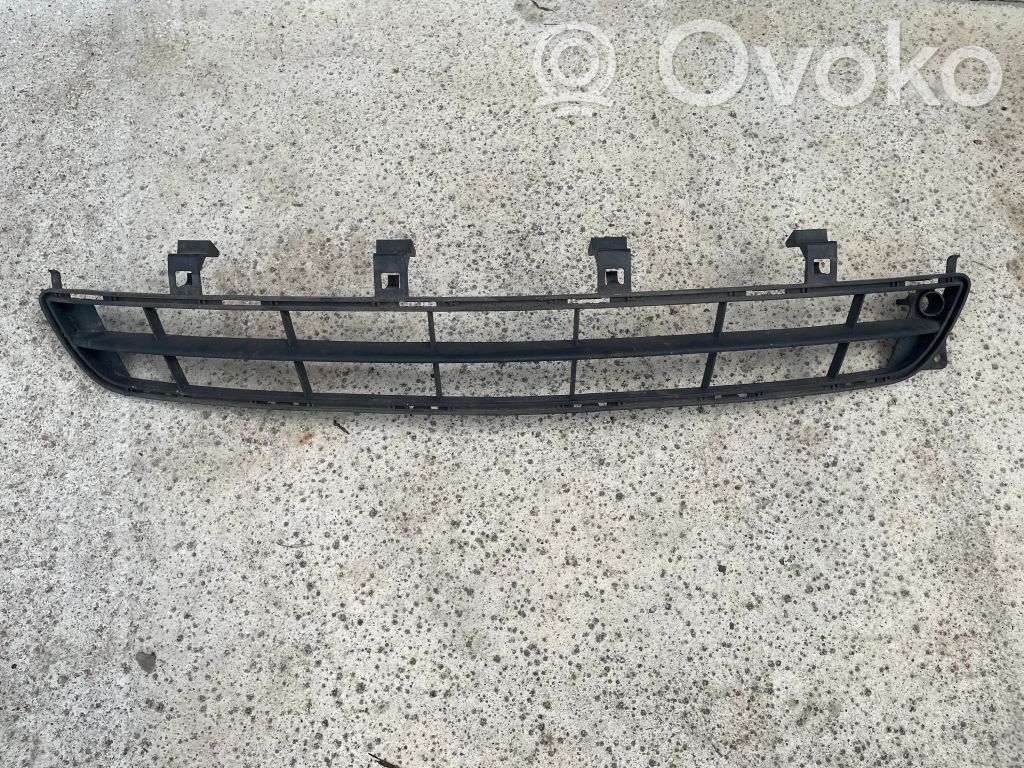 Opel Insignia A Mascherina inferiore del paraurti anteriore 