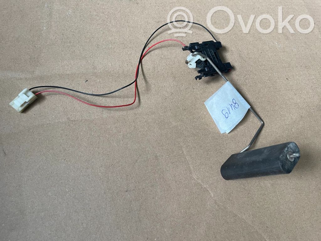 Opel Astra H Fuel level sensor 