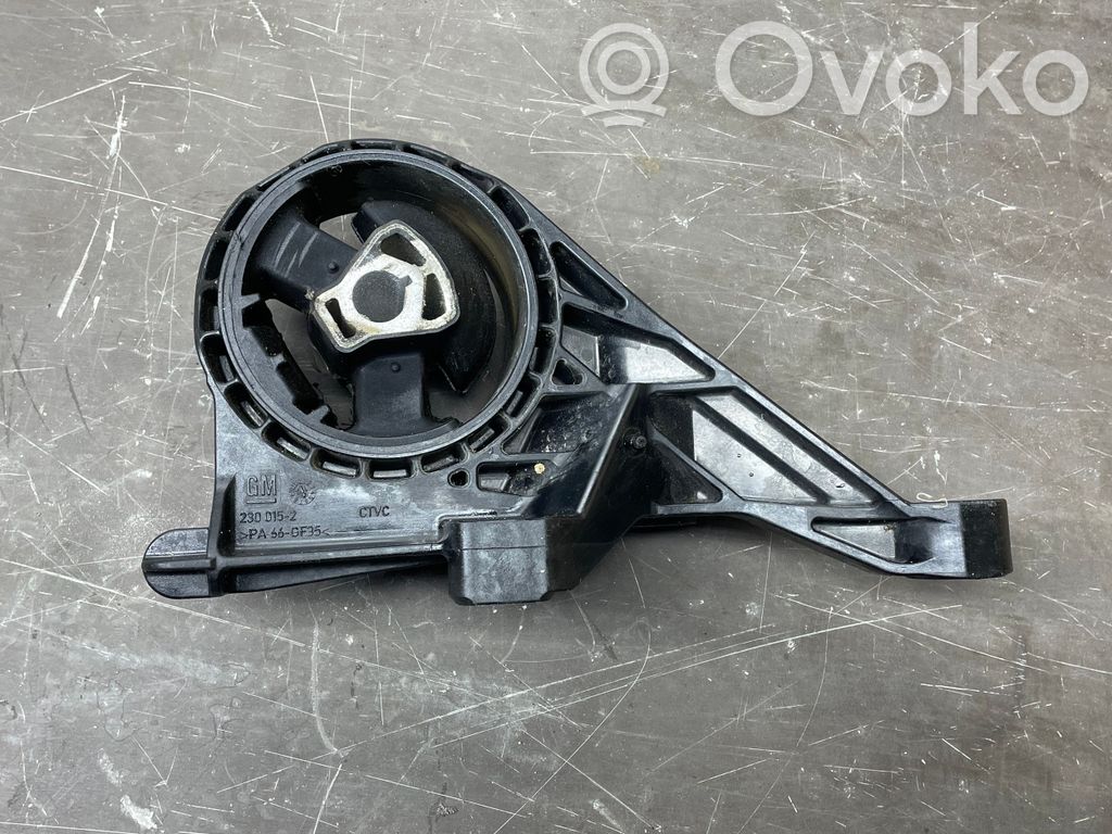 Opel Astra J Engine mount bracket 