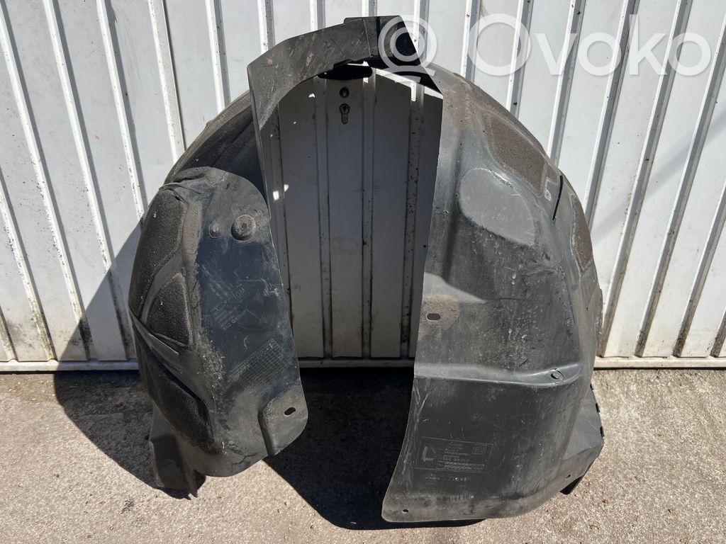 Opel Astra J Apărători interioare aripă roată față 
