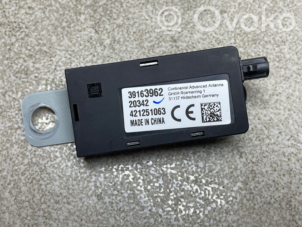 Opel Insignia B Antenos stiprintuvas 