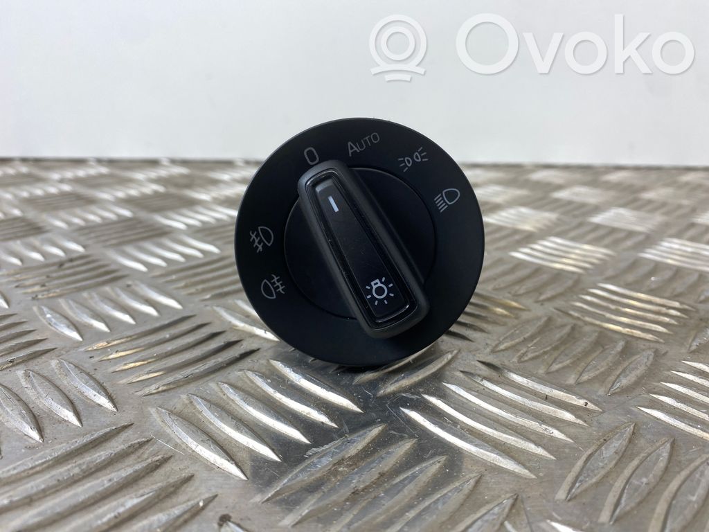 Skoda Kodiaq Light switch 