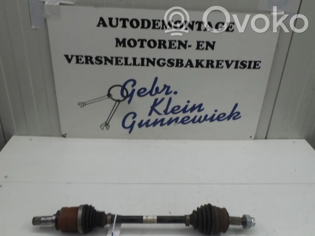 Opel Adam Priekinis pusašis 