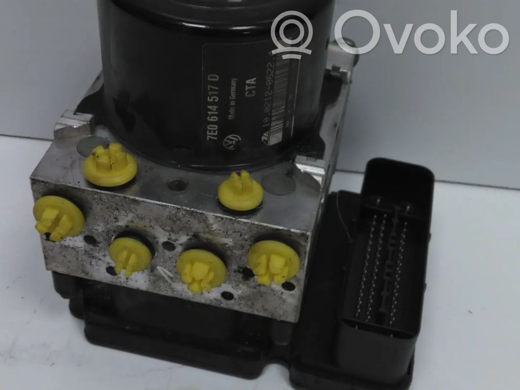 Volkswagen Transporter - Caravelle T5 ABS Pump 
